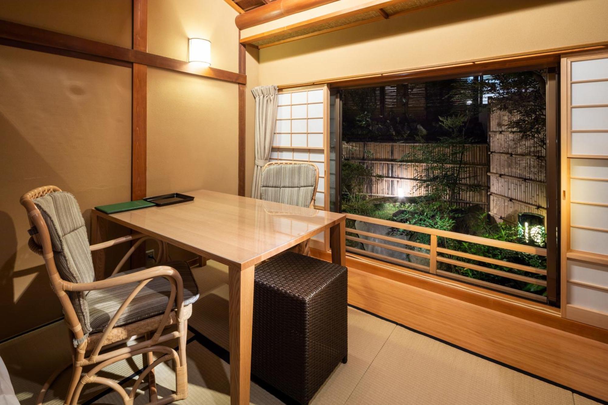 Gensen Uenoya Hotell Yugawara Exteriör bild